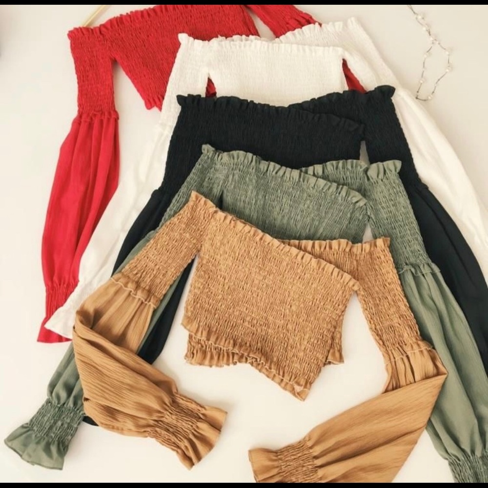Plain Off Shoulder Cropped Long Sleeve Top